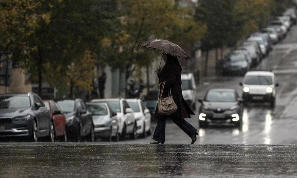 Από τη βόρεια Ιταλία η κακοκαιρία με κοκτέιλ βροχής και αφρικανικής σκόνης «Βουτιά» της θερμοκρασίας